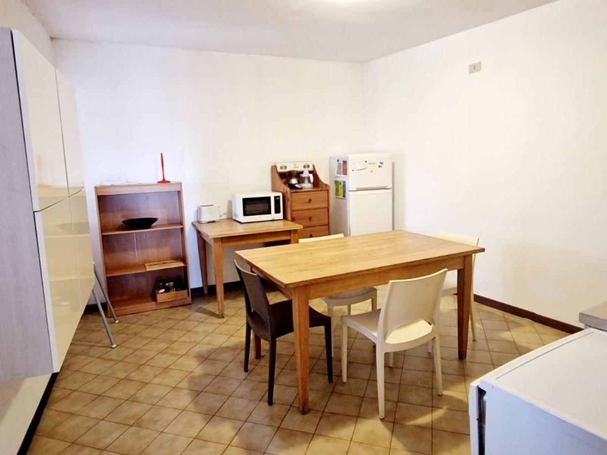 Borgo Volciano Garda Lake App.2 Роэ Экстерьер фото